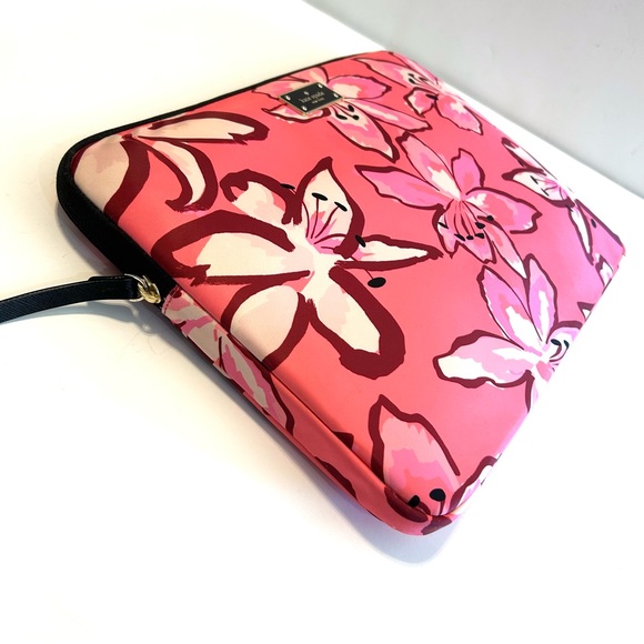 Kate Spade Neoprene Computer Sleeve for 13”. Like New - Picture 2 of 10